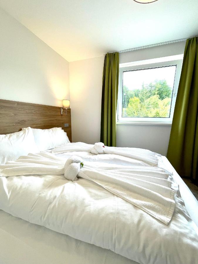 Motel Xl Lounge Traisen Eksteriør billede